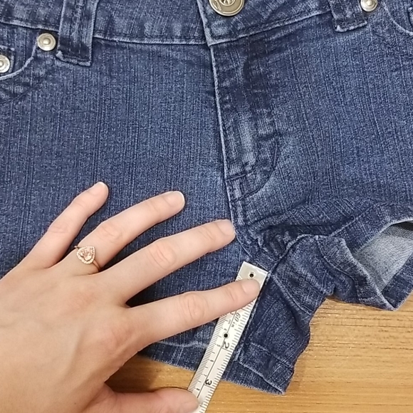 Low Rise Stretchy Denim Shorts - Picture 6 of 8